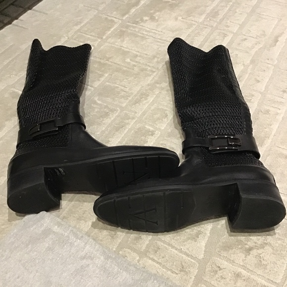 Aaquatalia Black Boots - Picture 5 of 6